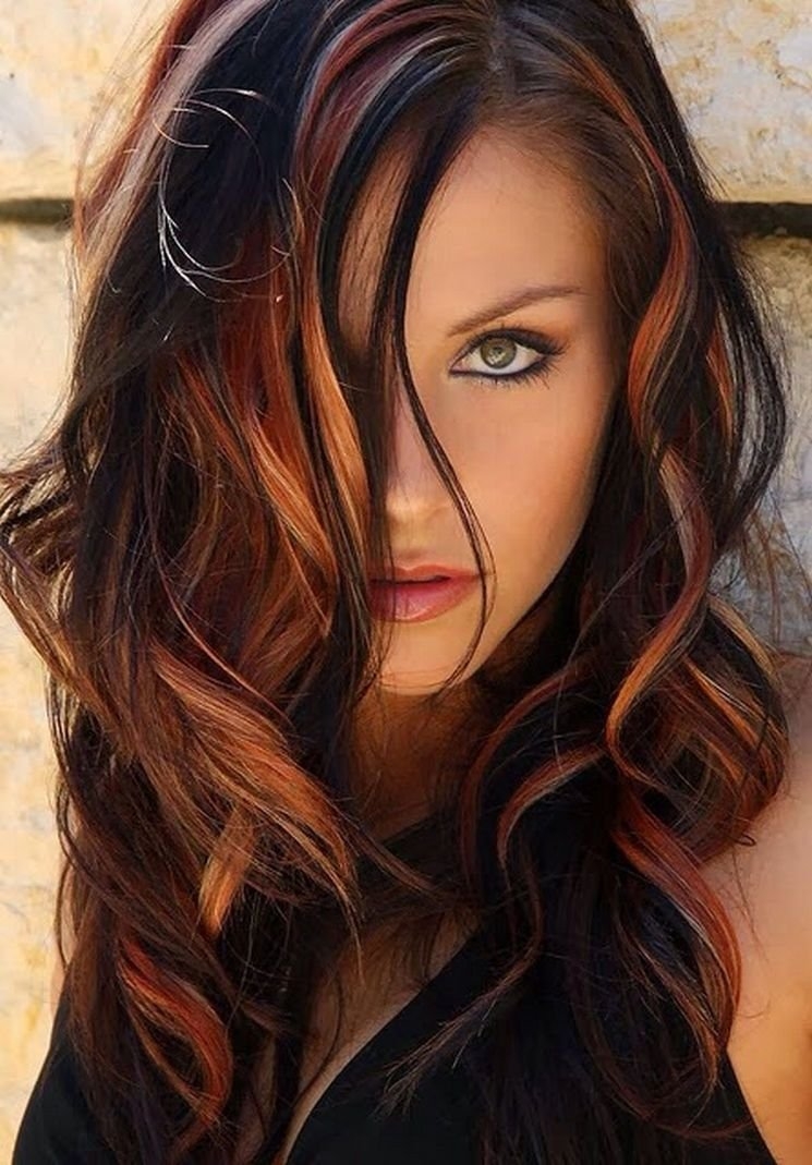 Сложное окрашивание с рыжими прядями