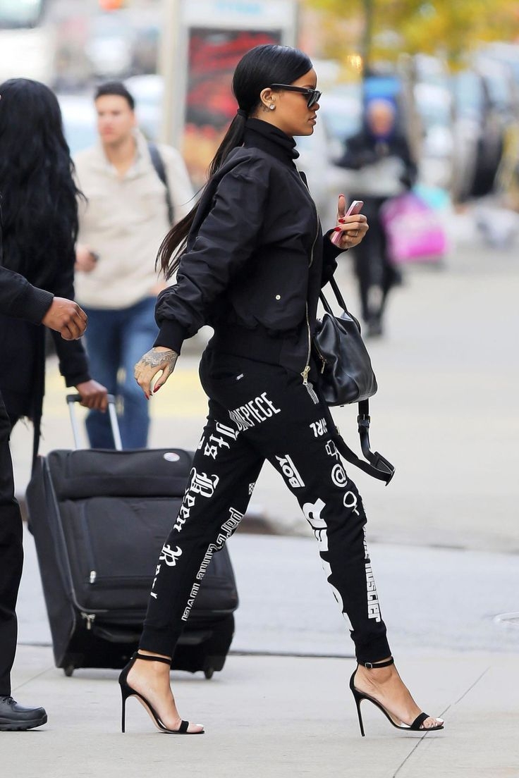 Рианна Street Style