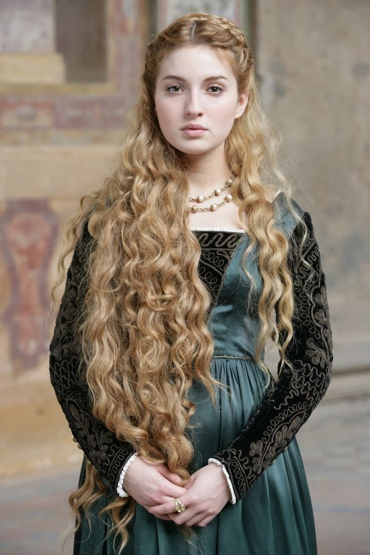 Лукреция Вальверде Борджиа 2006