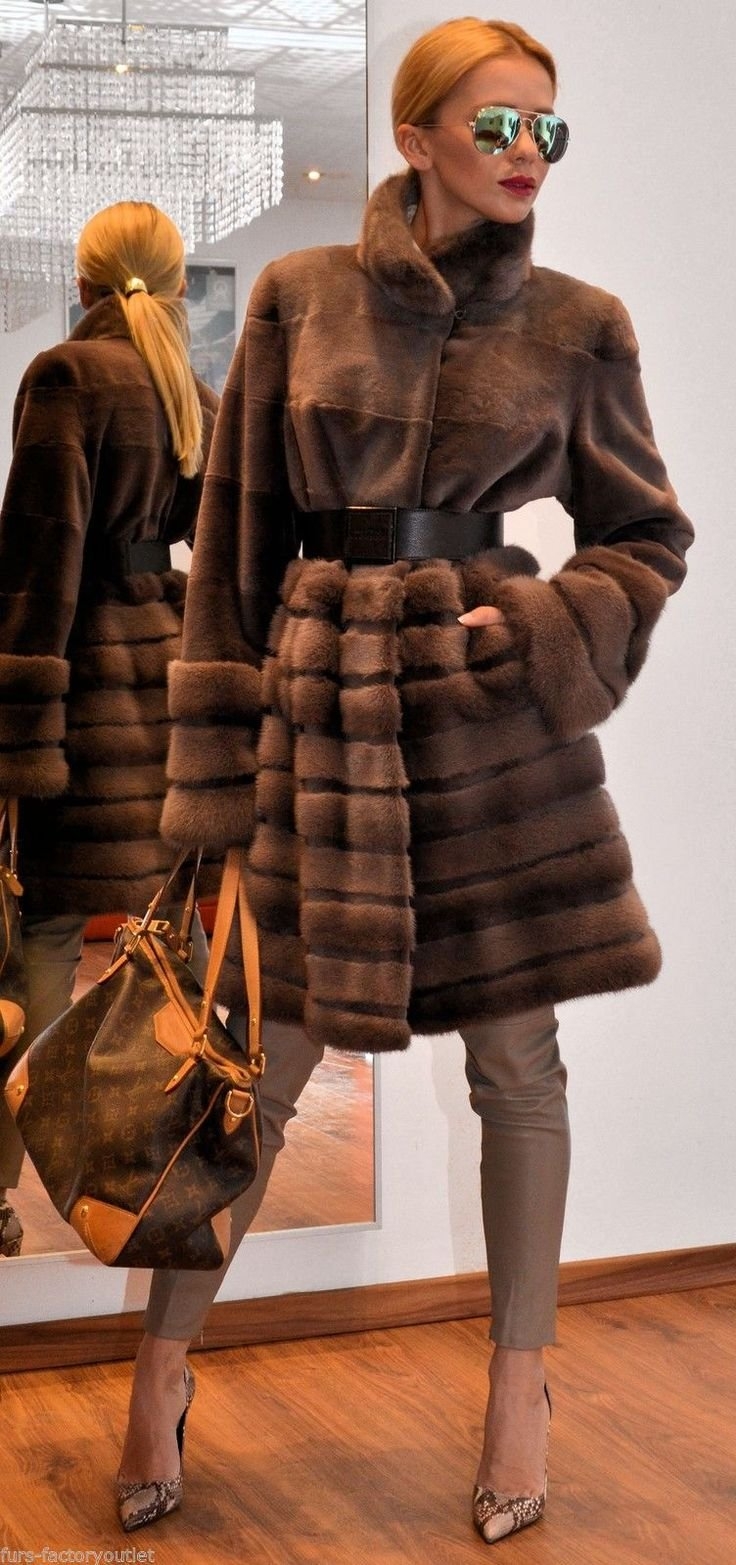 Шуба Saga Mink рыжая