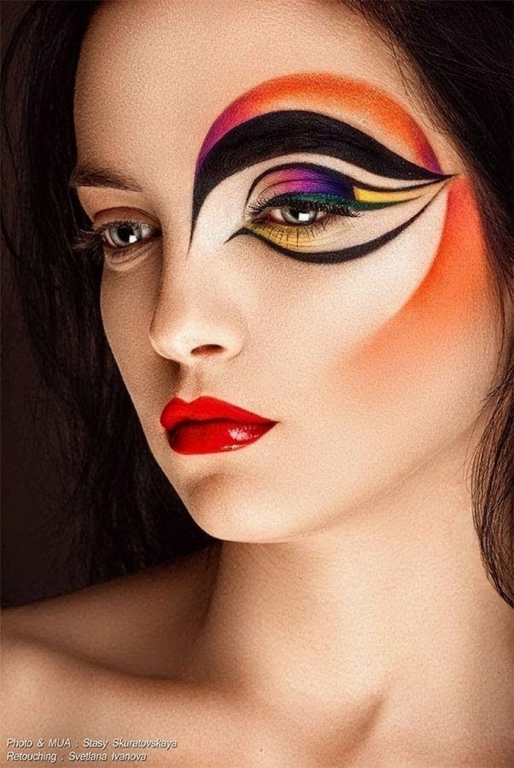 Необычный макияж