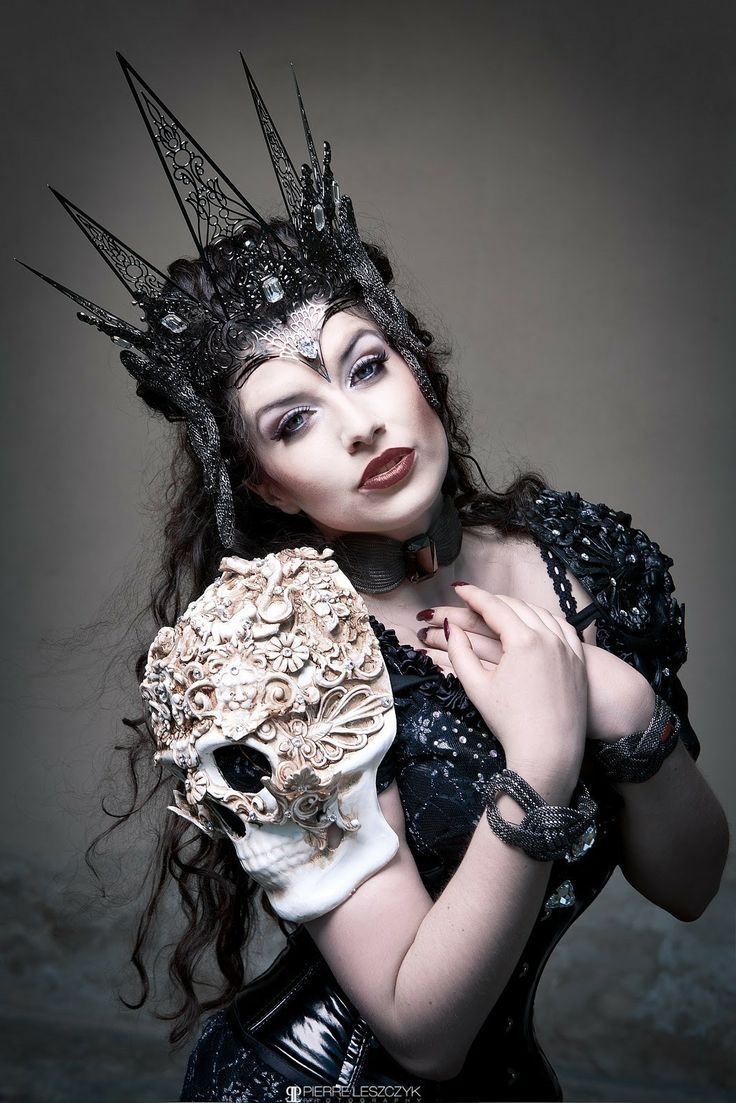 Образ черной королевы