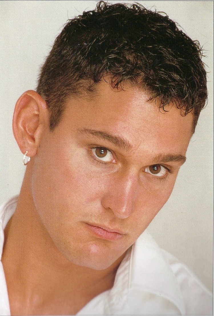 Стрижка под Цезаря длинная