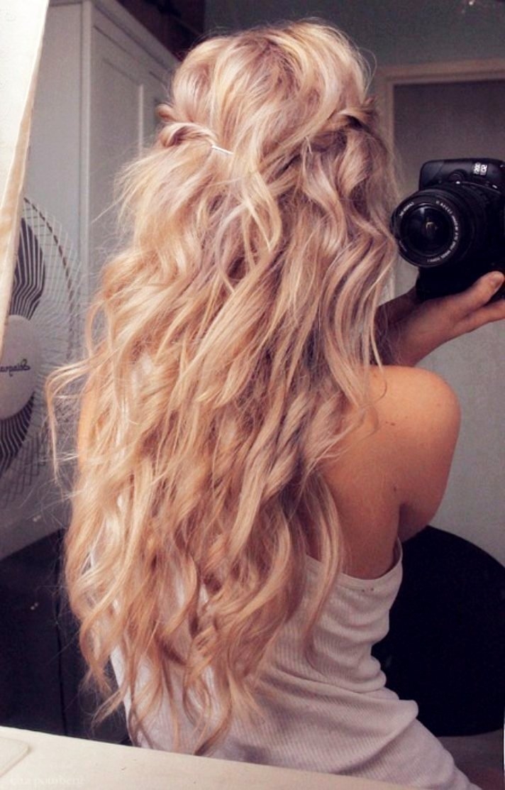 Укладки на длинные нарощенные волосы блонд