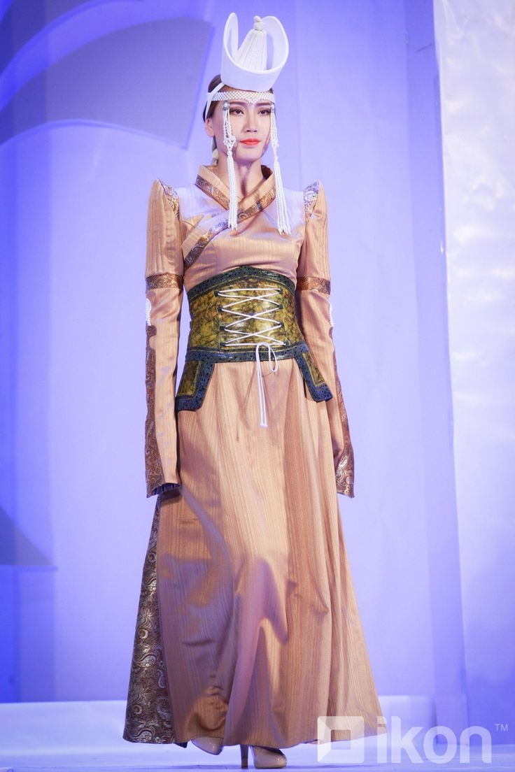 Платья в бурятском стиле