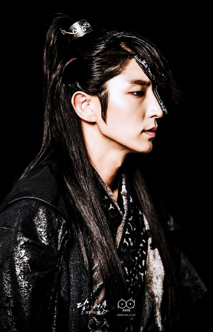 Ли Джун ки Алые сердца