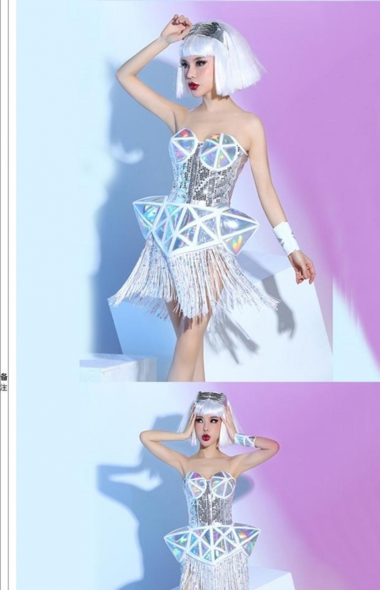 Необычные сценические костюмы