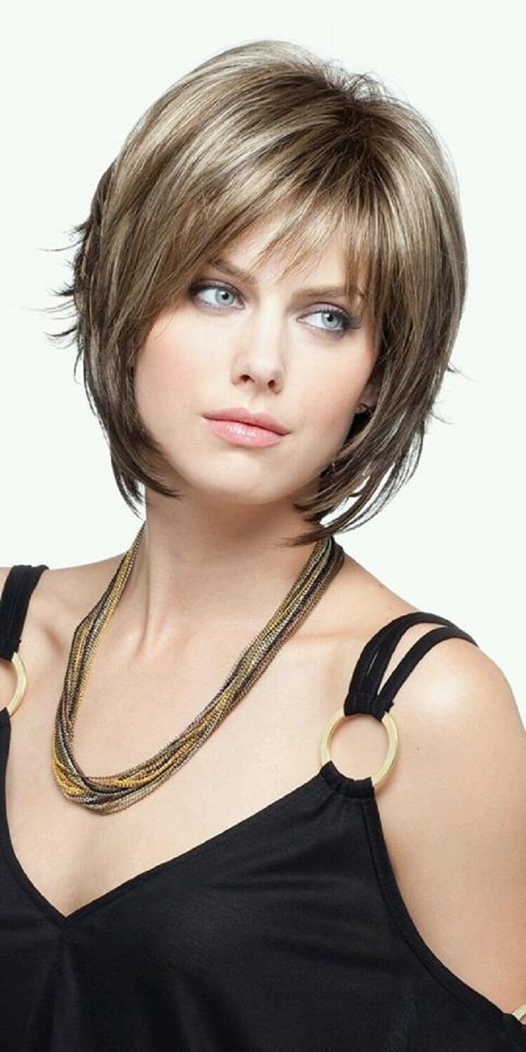 Боб каре лесенкой