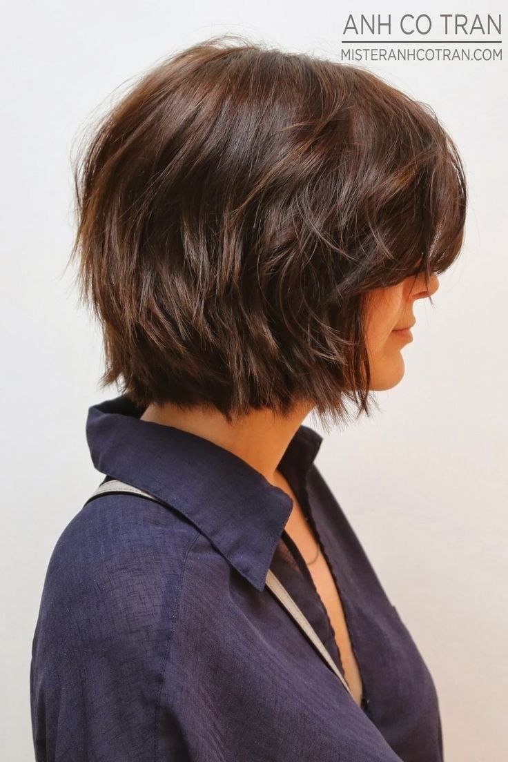 Стрижка layered short Bob
