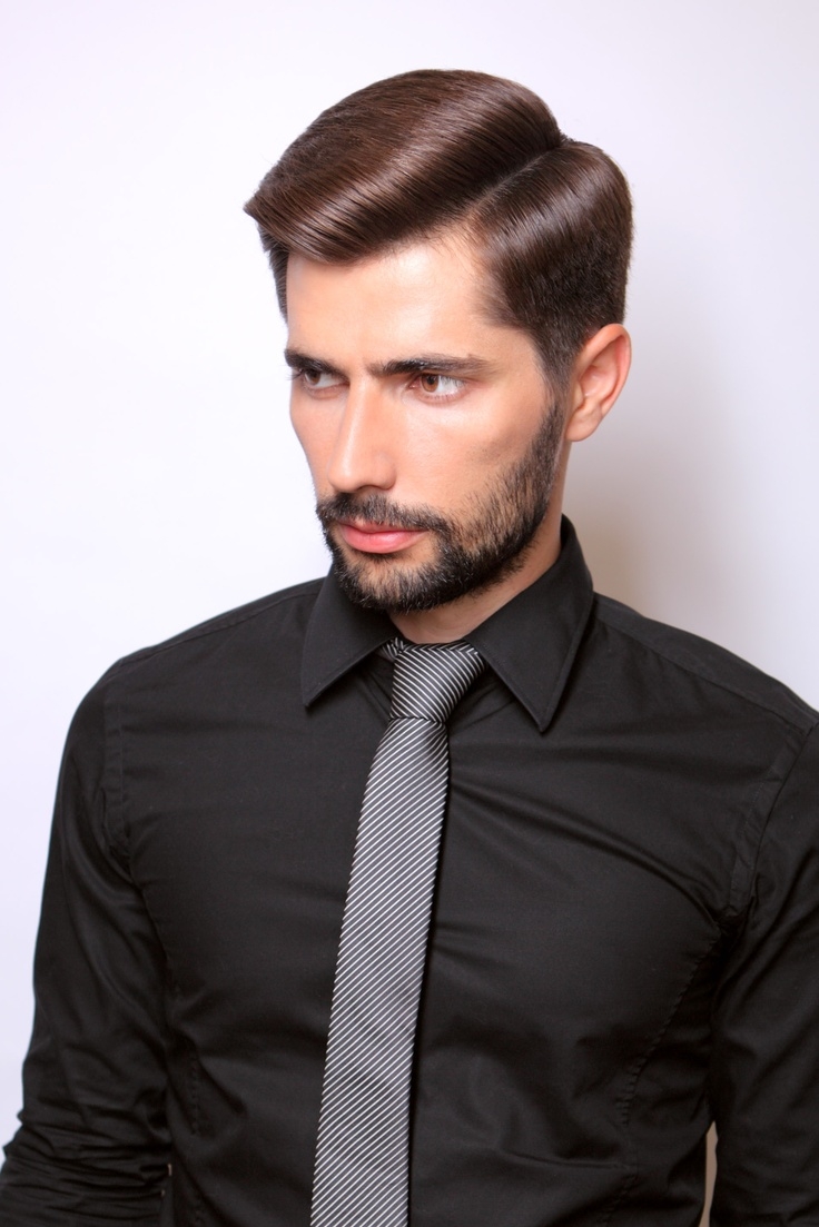 Классическая мужская прическа с пробором