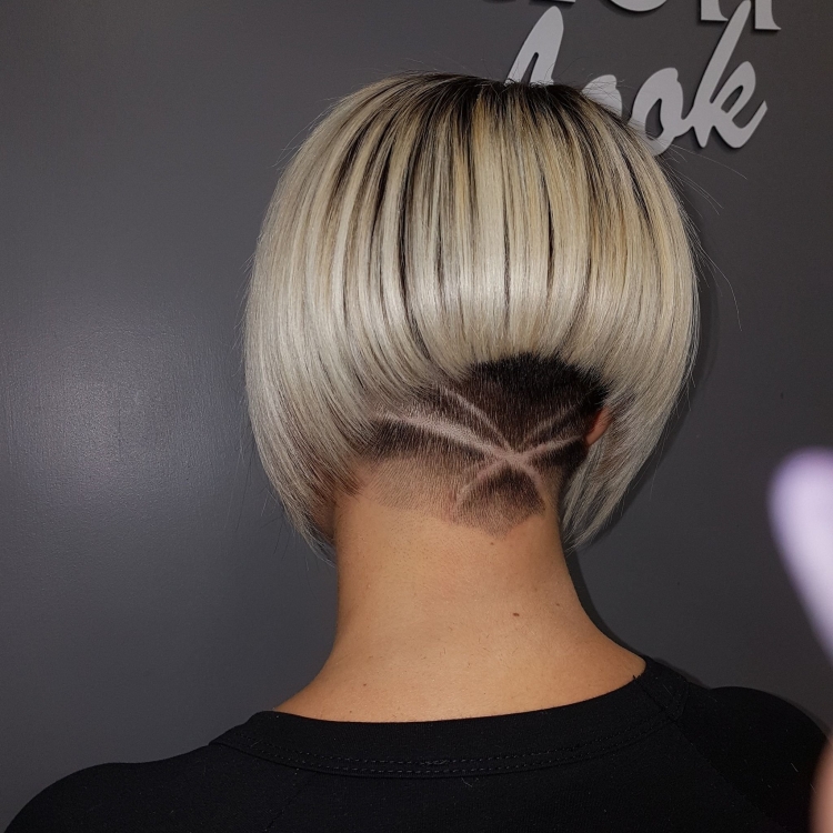 Стрижка каре с выстриженным затылком