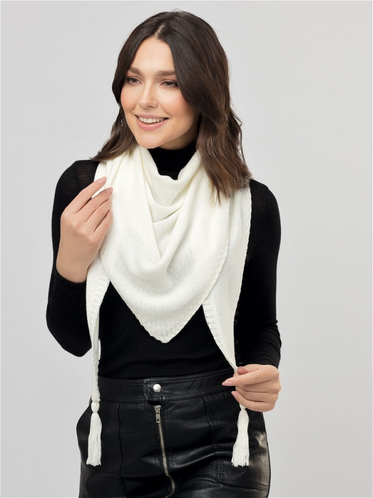 Вязаная косынка на шею