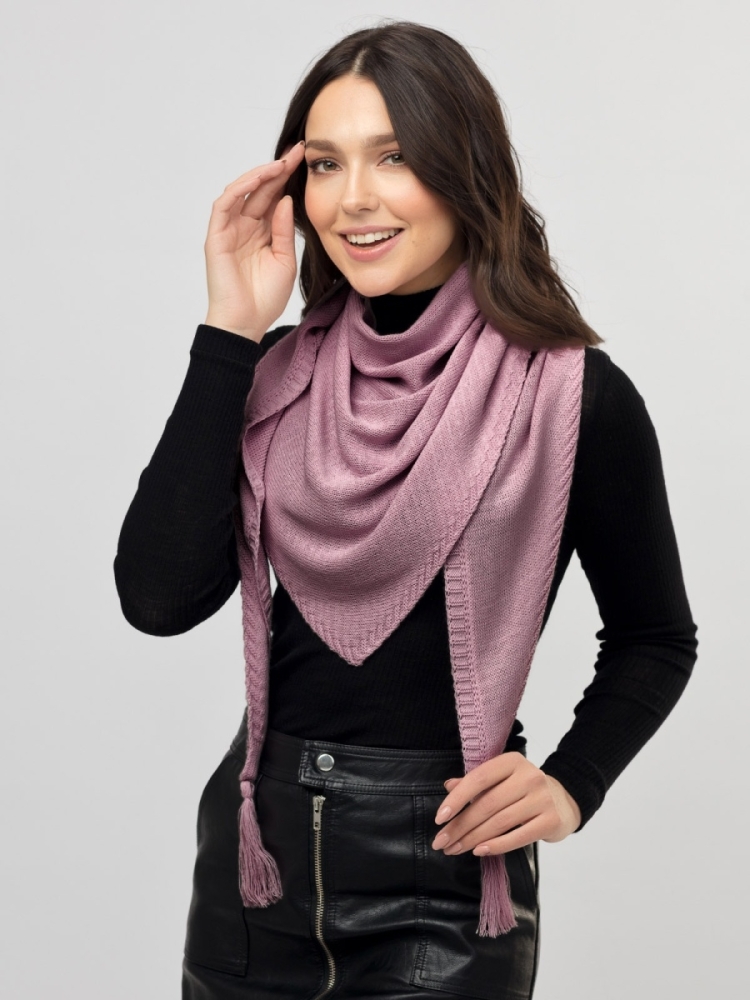 Вязаный платок на шею