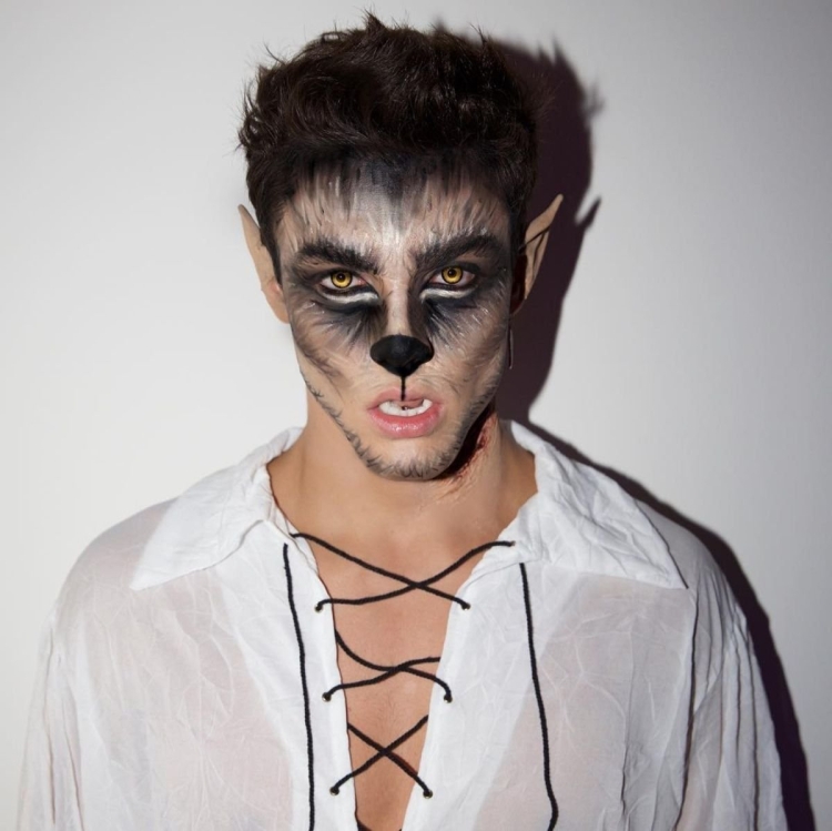 Грим волка на лице