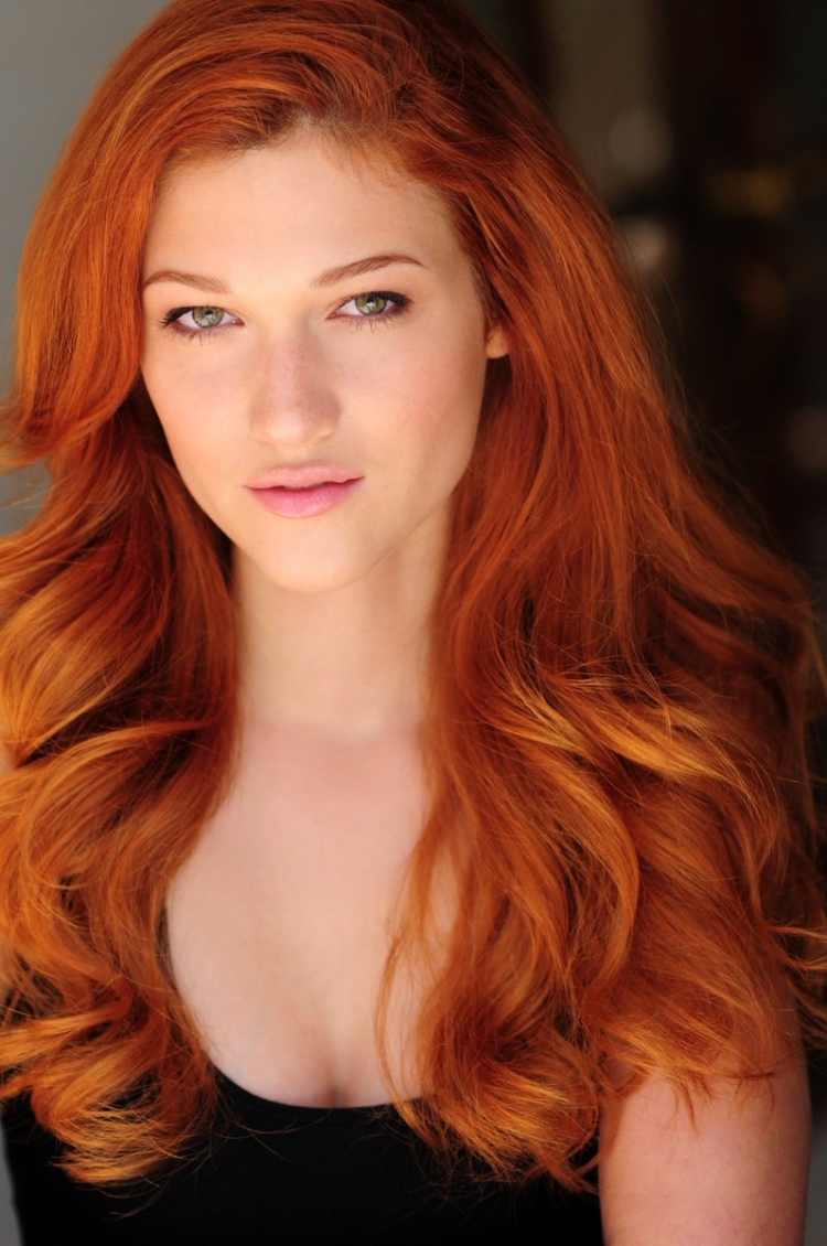 Николь Фокс