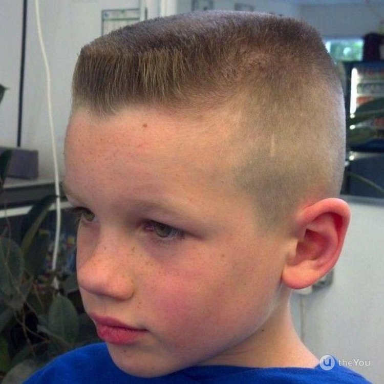 Стрижка площадка для мальчика