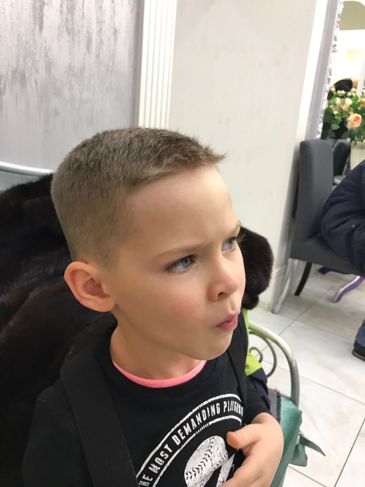 Стрижка под машинку для мальчика