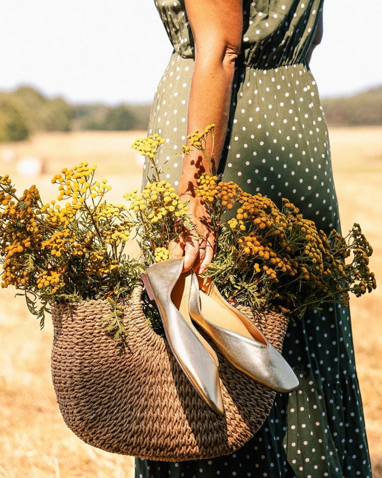 Август жёлто-переспелый