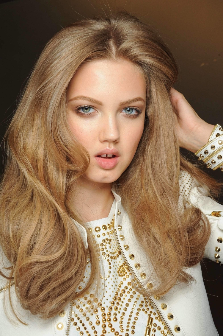 Никки Виксон