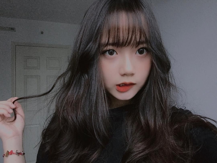 Кореянки с челкой без лица