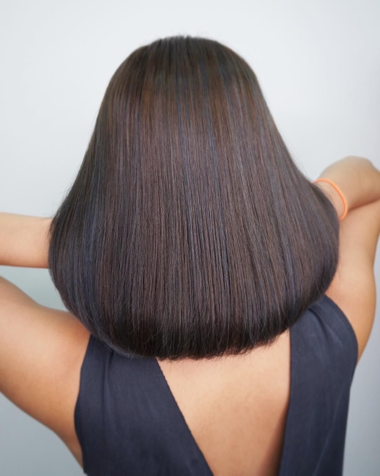 Срез полукругом на средние волосы