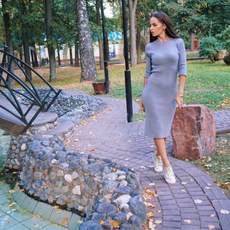 Платье лапша серое