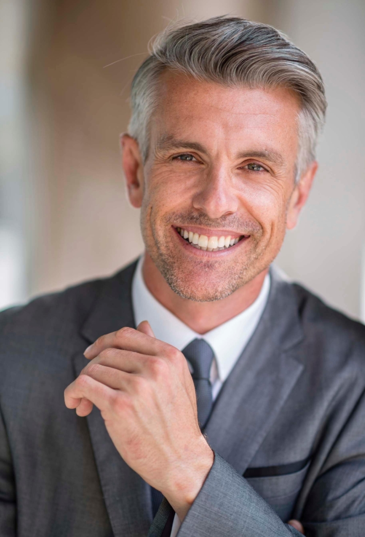 Стрижки для мужчин за 50