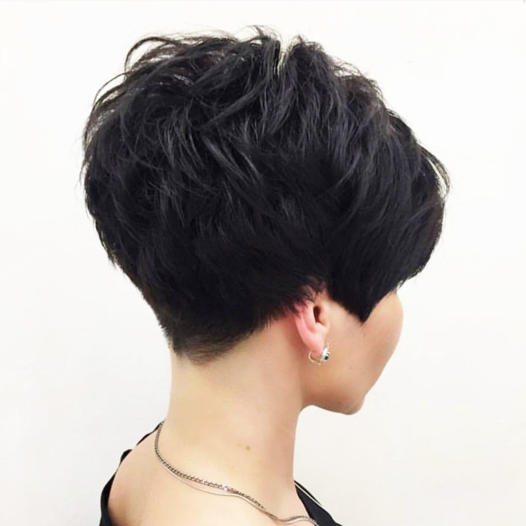 Стрижки Пикси шапочка Боб-каре