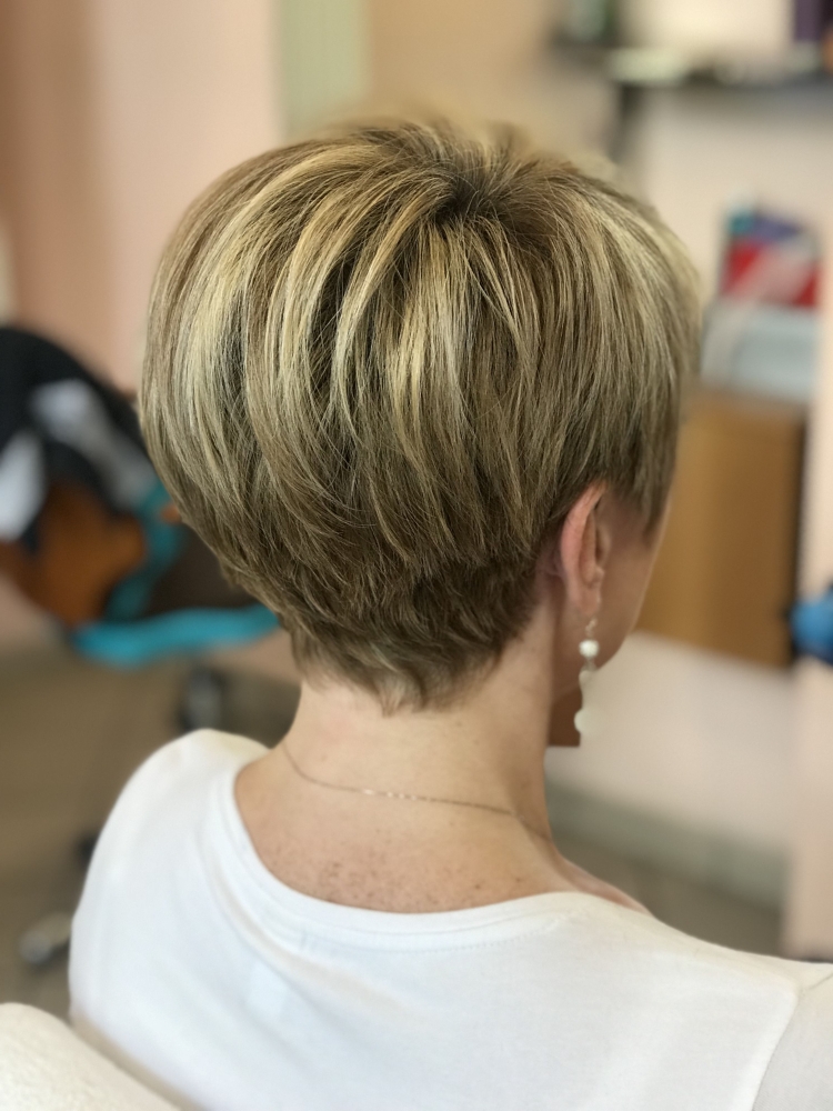 Пикси-Боб стрижка затылок