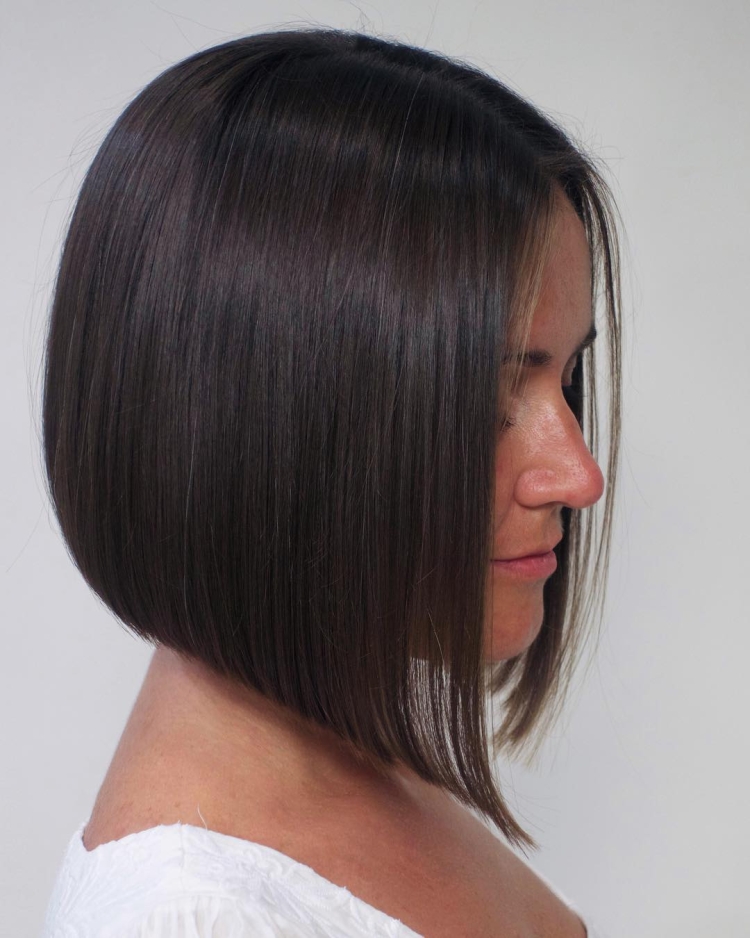 Классический Боб каре с удлинением