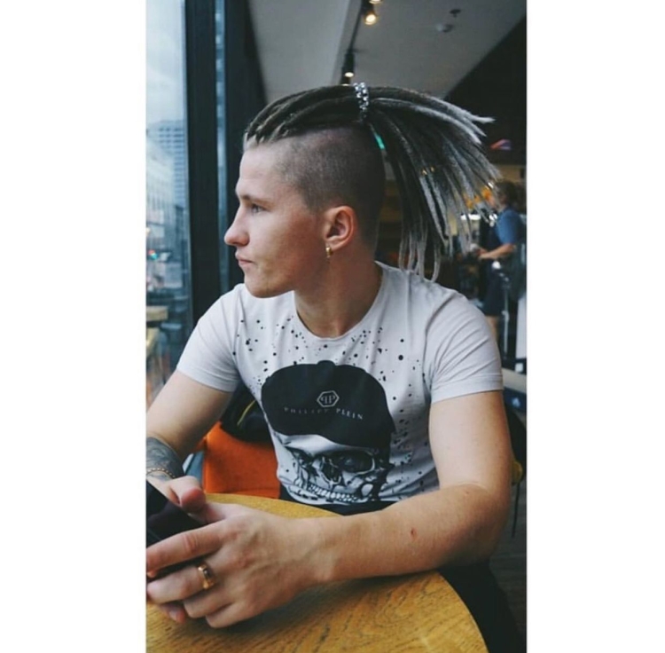 Дреды мужские с бритыми висками