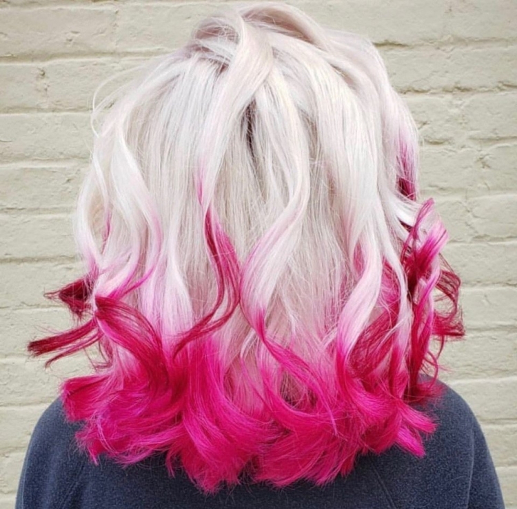 Цветное омбре на светлые волосы