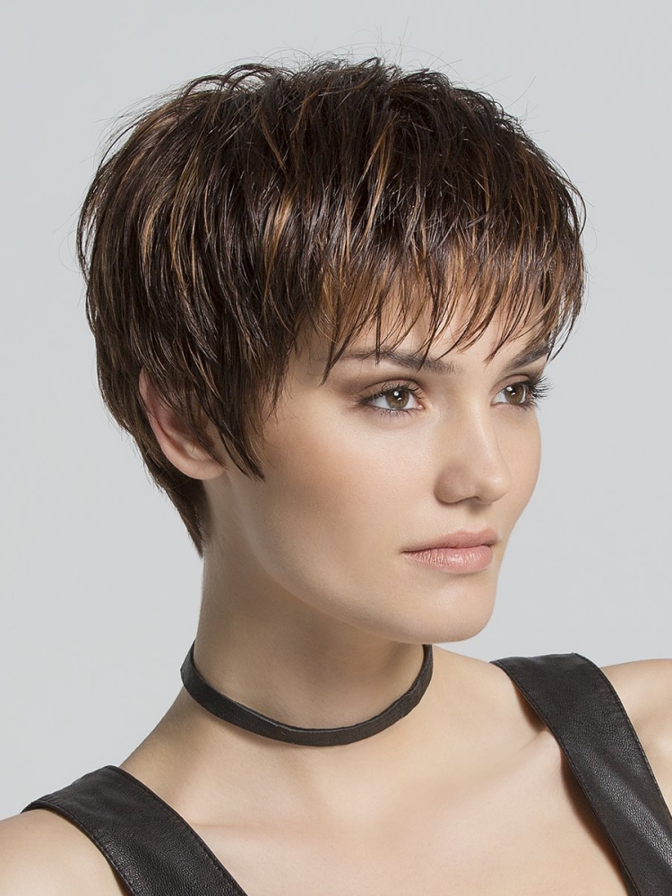 Короткие модельные стрижки женские