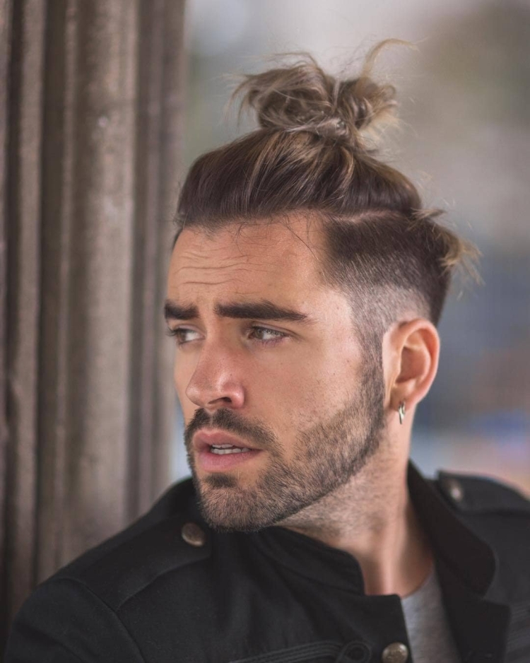 Андеркат man bun