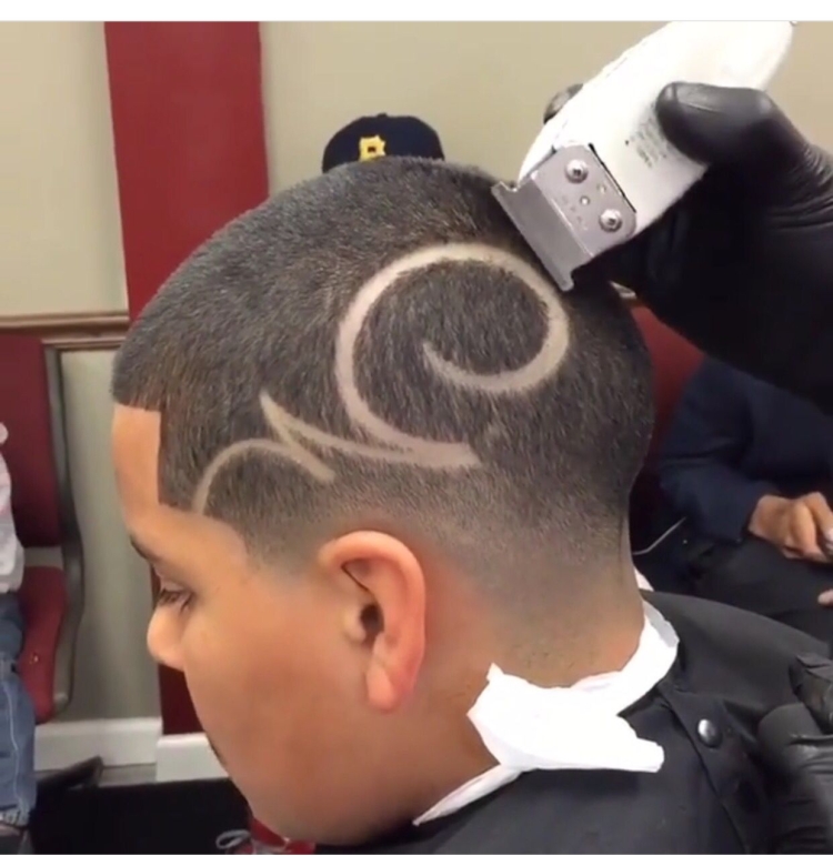 Молния на голове стрижка