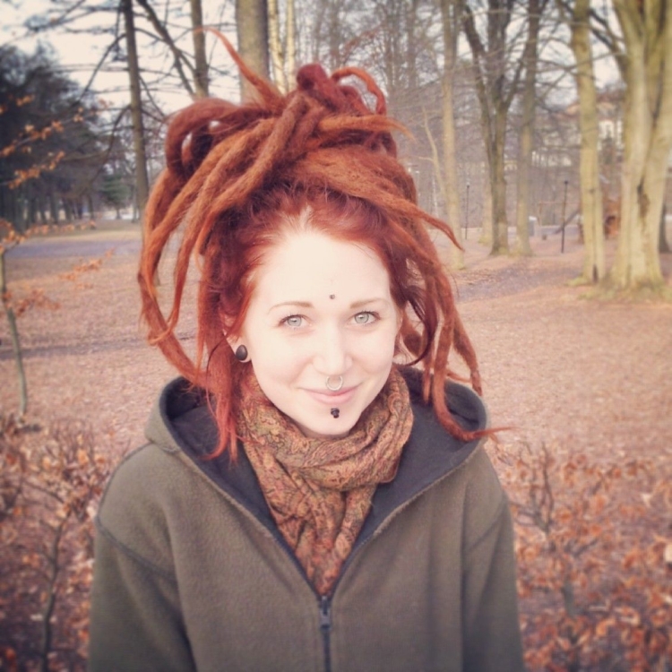 Рыжие дреды