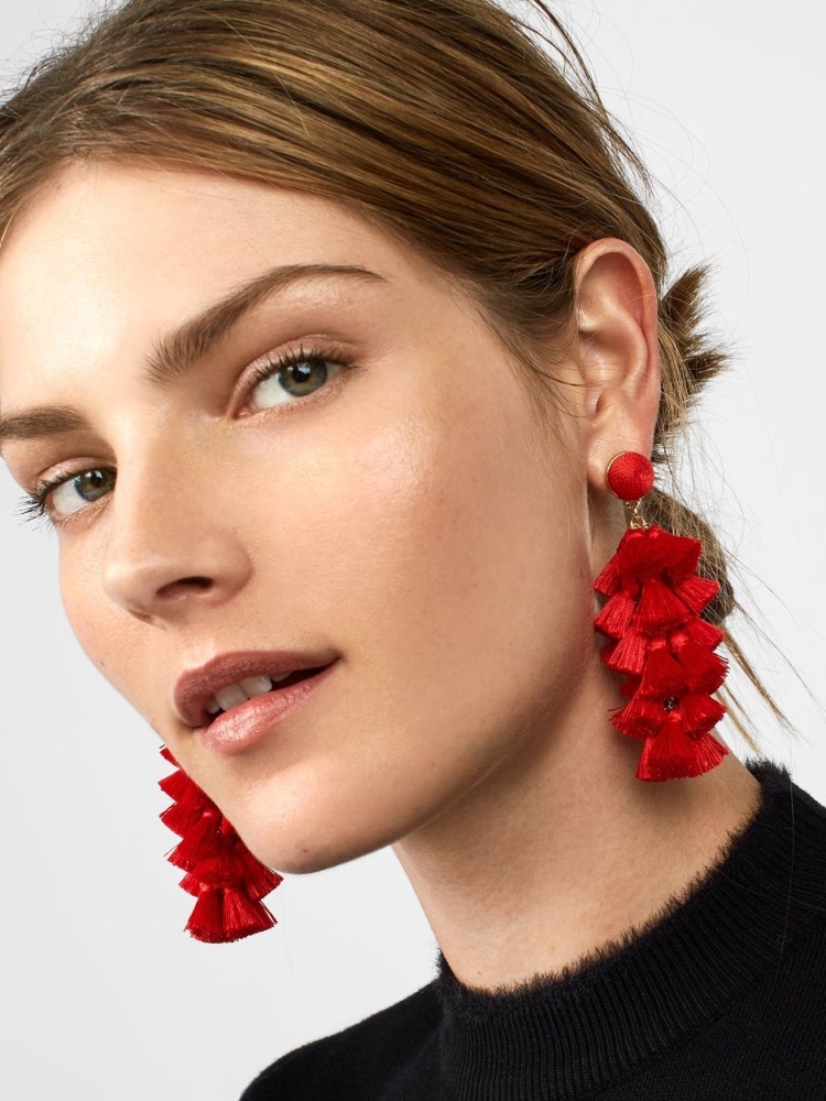 Крупные красные серьги