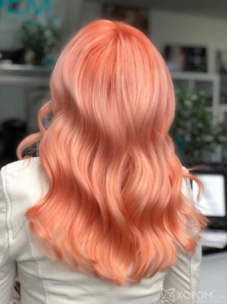 Коралловый цвет волос