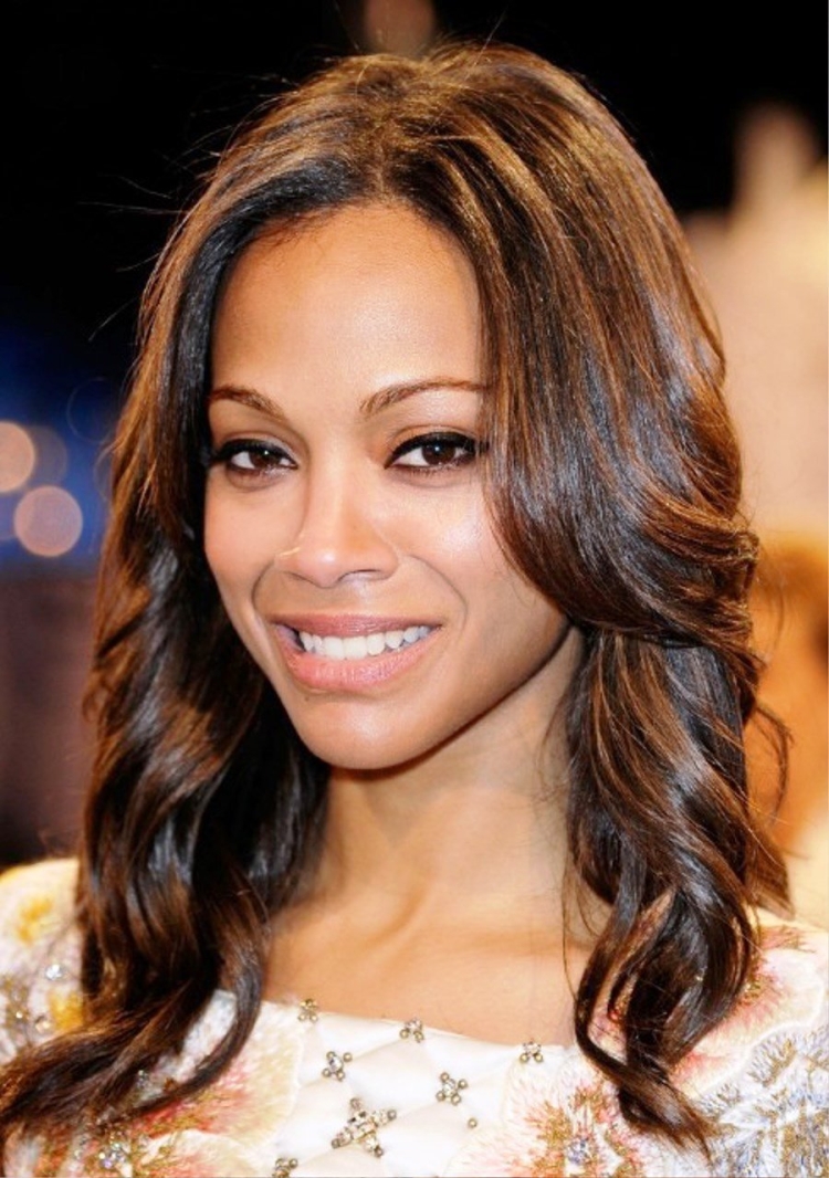 Зои Салдана прически