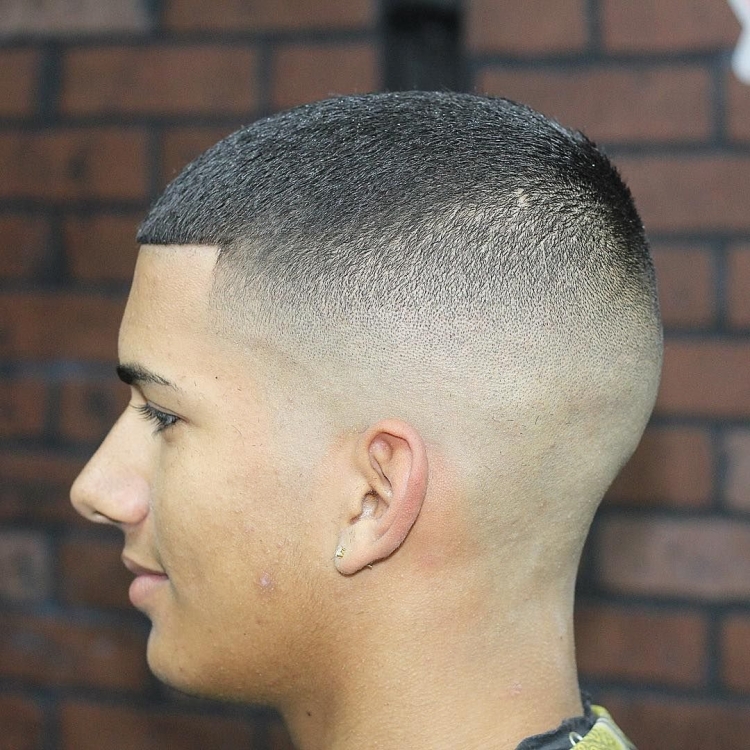 Стрижка Jarhead High and tight