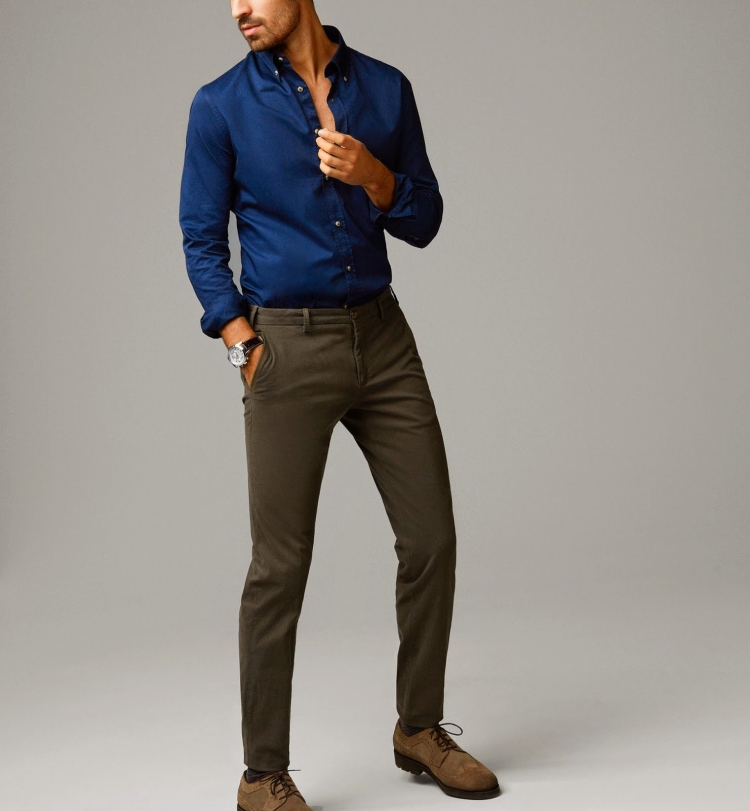 Парень в брюках