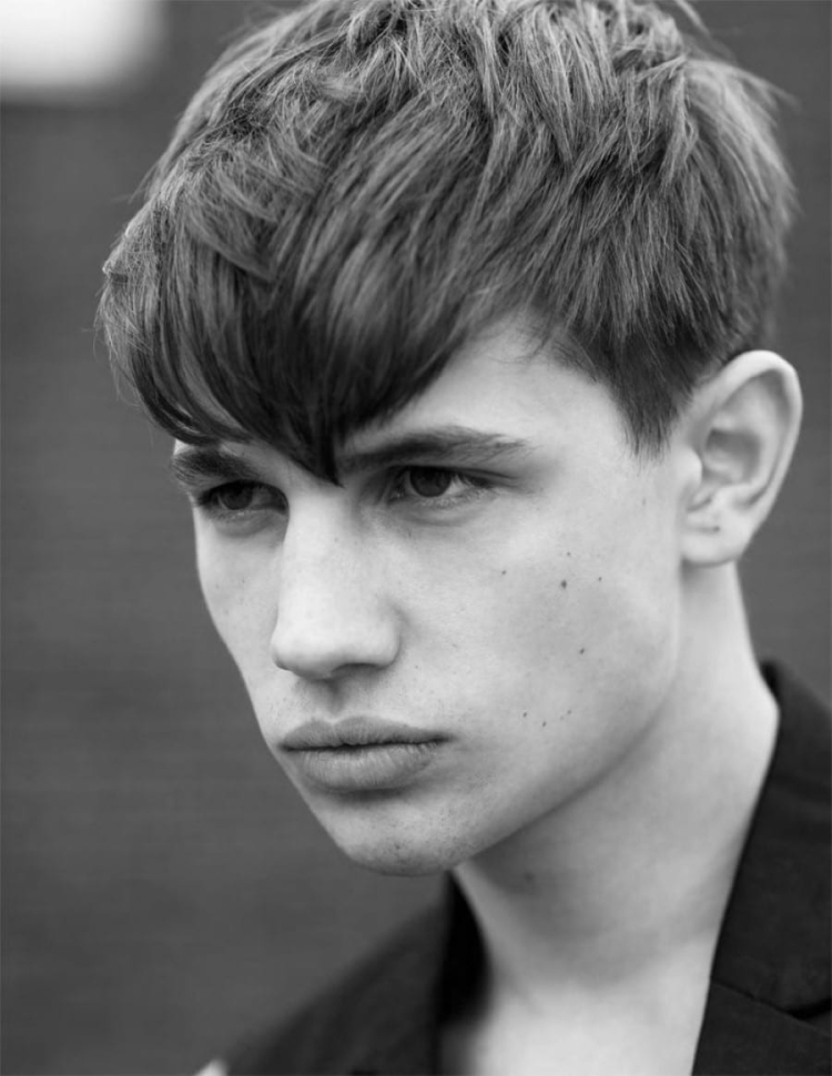 Причёски мужские короткие с челкой