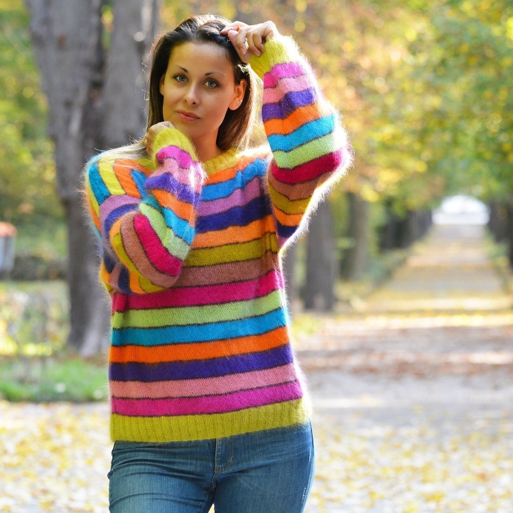 Свитер вязаный оранж