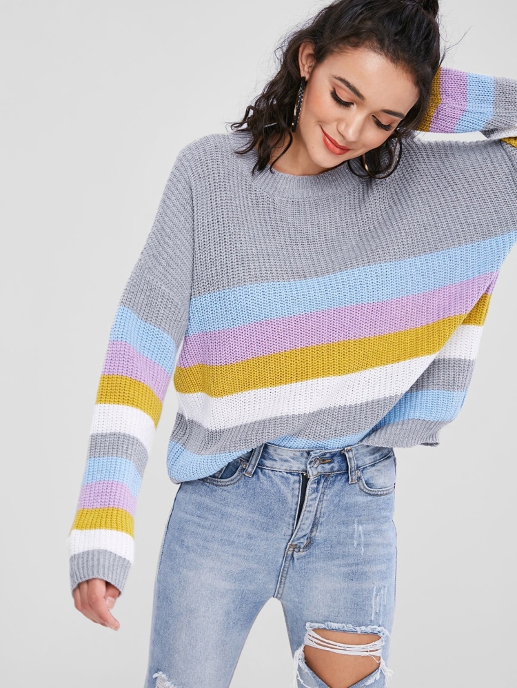 Полосатый свитер женский