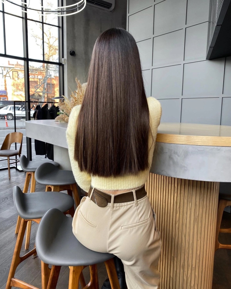 Ровный срез на длинные волосы машинкой