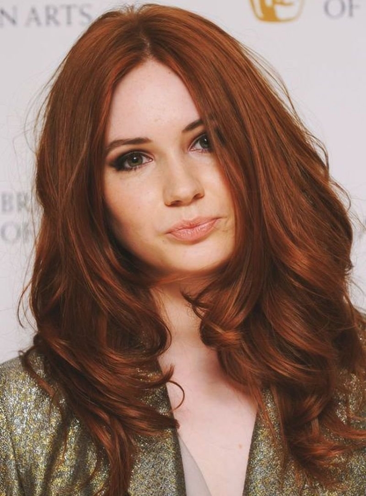 Карен Гиллан цвет волос