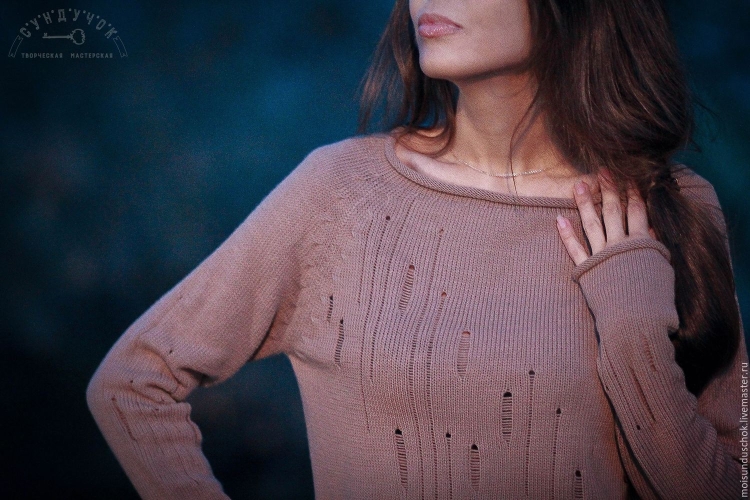 Свитер лакшери рвань