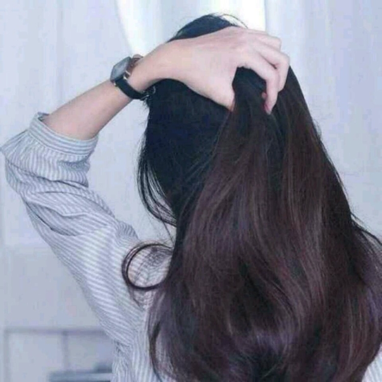 Длинные темные волосы Эстетика