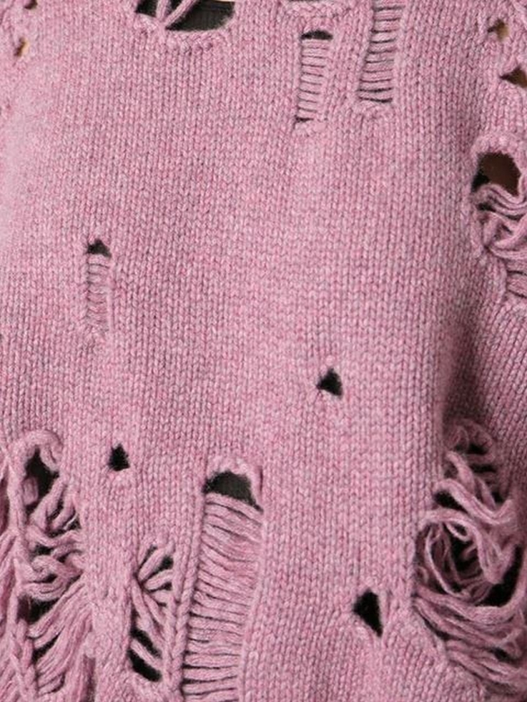 Вязаное платье с дырками