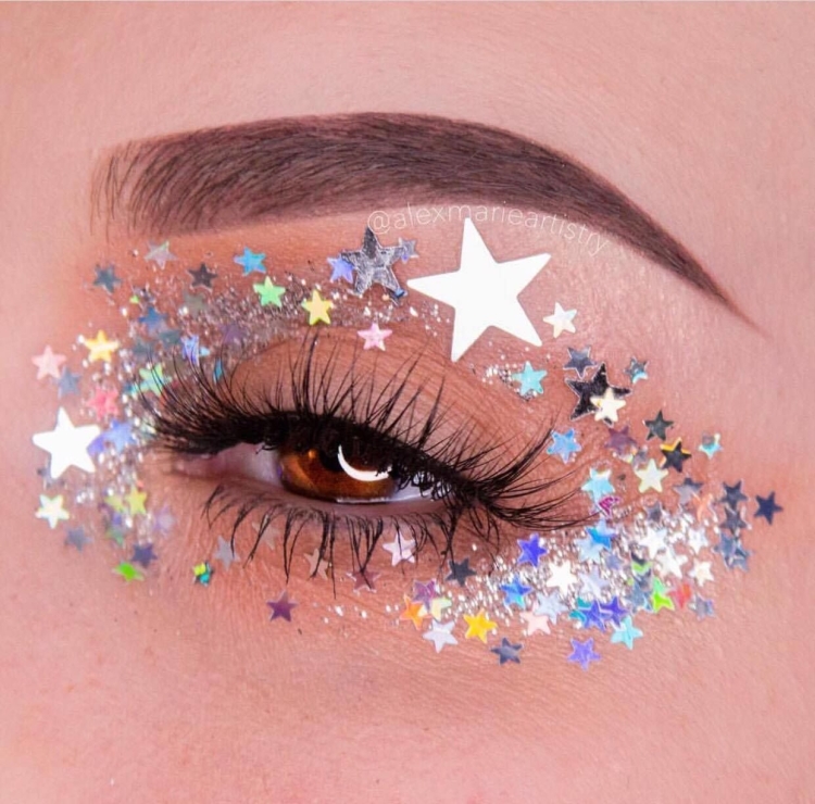 Креативный макияж блестки